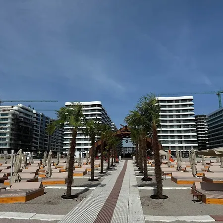 Delmar Premium Cu Piscina In Nord *
