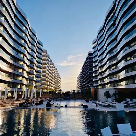 아파트 Delmar Premium Cu Piscina In Nord *