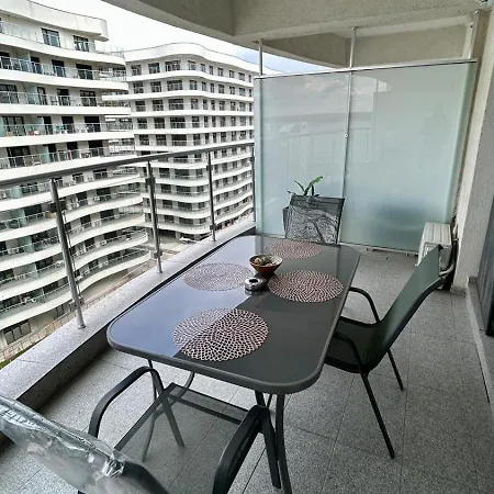 아파트 Delmar Premium Cu Piscina In Nord 마마이아