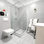 Apartment Delmar Premium Cu Piscina In Nord Mamaia