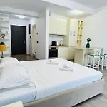 Apartment Delmar Premium Cu Piscina In Nord *
