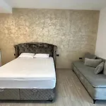 Delmar Premium Cu Piscina In Nord Mamaia