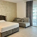 Delmar Premium Cu Piscina In Nord Apartment *