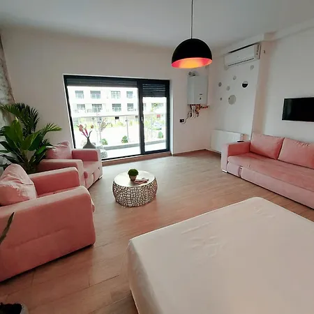 Delmar Premium Cu Piscina In Nord *