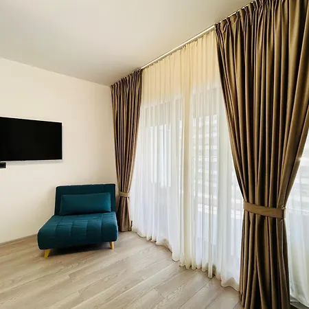 Delmar Premium Cu Piscina In Nord Апартаменты *