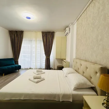 Apartment Delmar Premium Cu Piscina In Nord Mamaia