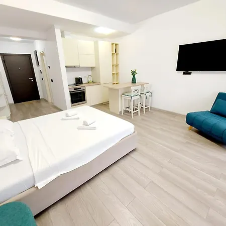 Delmar Premium Cu Piscina In Nord 公寓